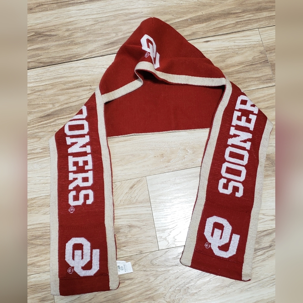 Oklahoma Sooners Multi Hooded Scarf All In One And Pockets Thick Knitted Warm